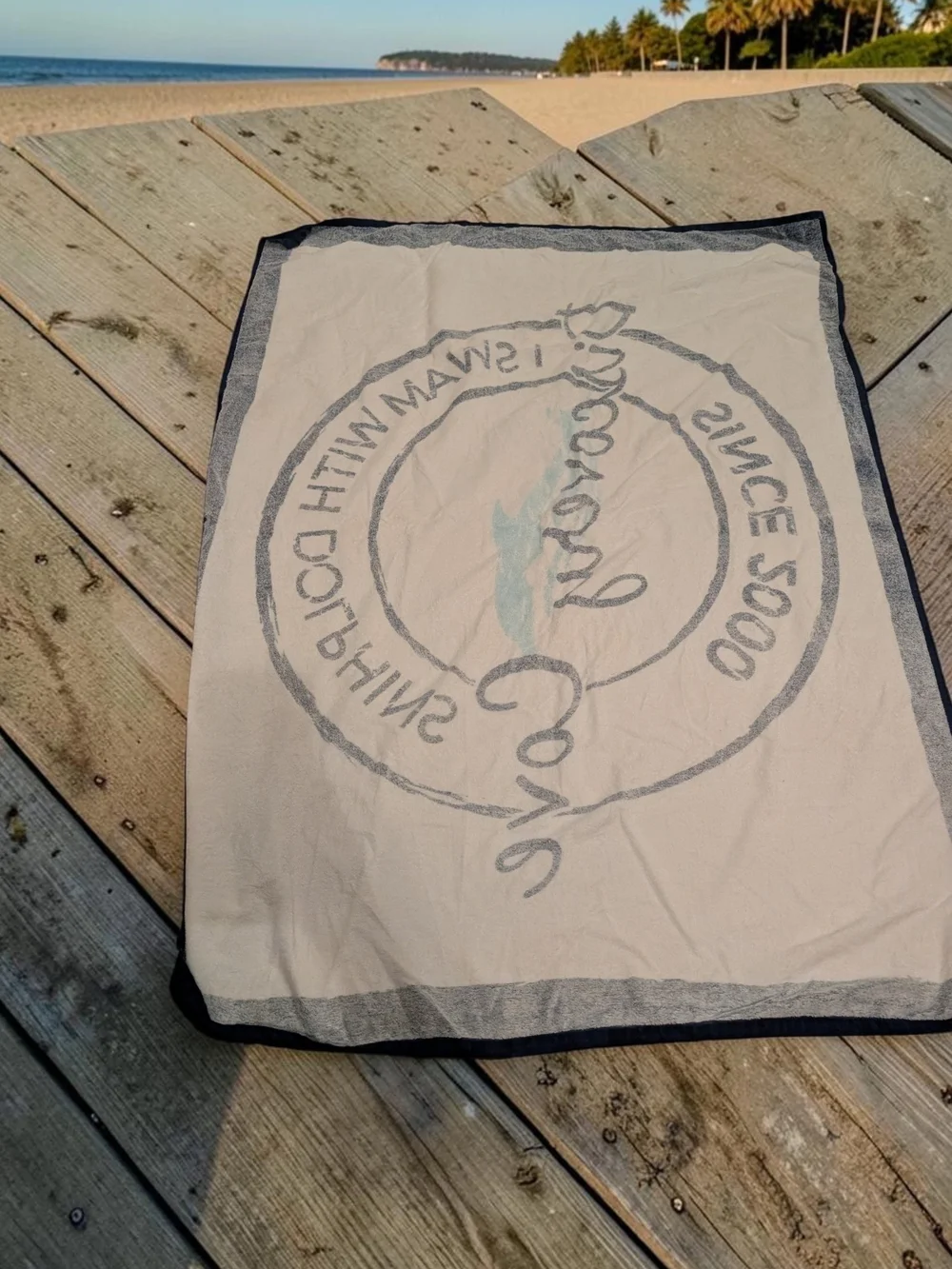 Discovery Cove Orlando I Swam With Dolphins Cotton Beach Towel Souvenir (EUC)